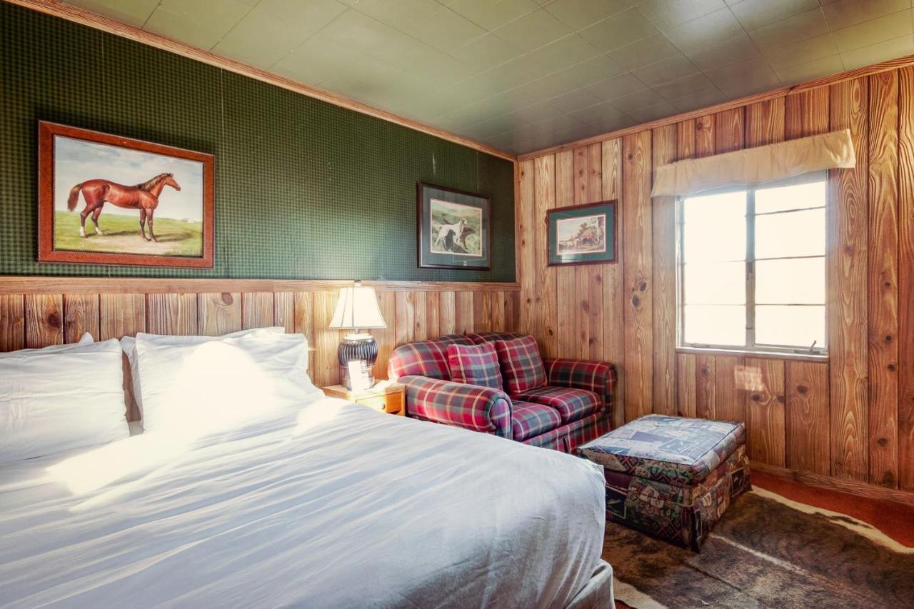 Simmer Motel Wamego Luaran gambar