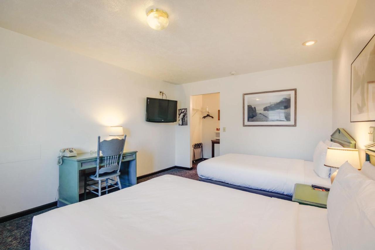 Simmer Motel Wamego Luaran gambar